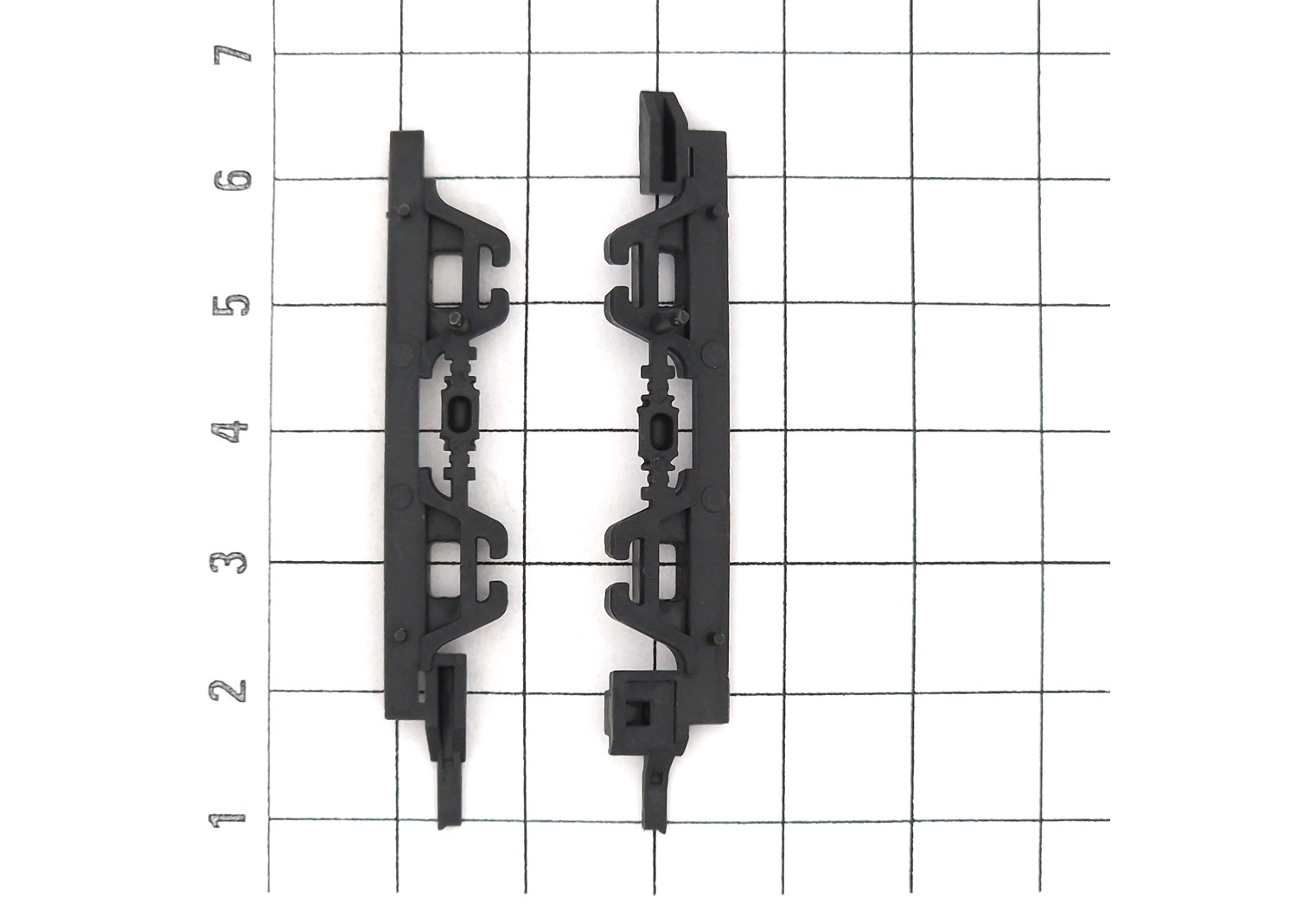 Märklin E297818 Geräteattrappe links + rechts (Set) Modelleisenbahn