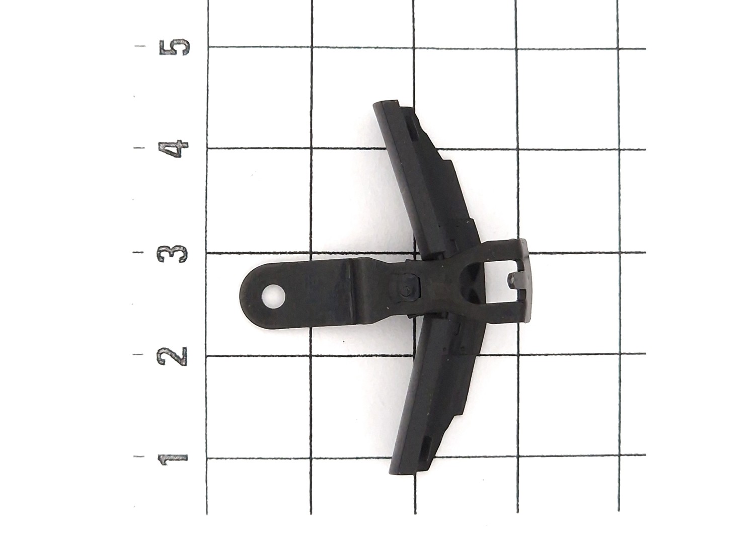 Märklin E702980 Kupplung mit Schneepflug (2 Stück) Modelleisenbahn