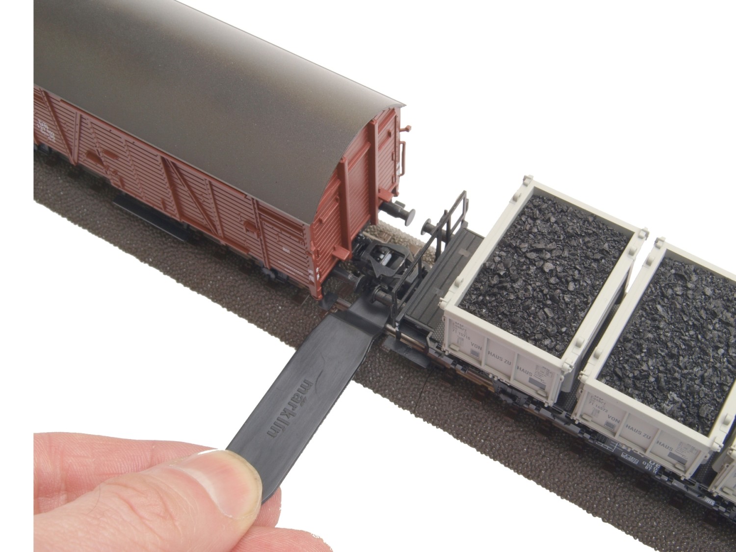 Märklin E291610 Entkuppler schwarz (1 Stück) Modelleisenbahn