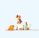 Preiser 28159 H0 Frau an der Badewanne 